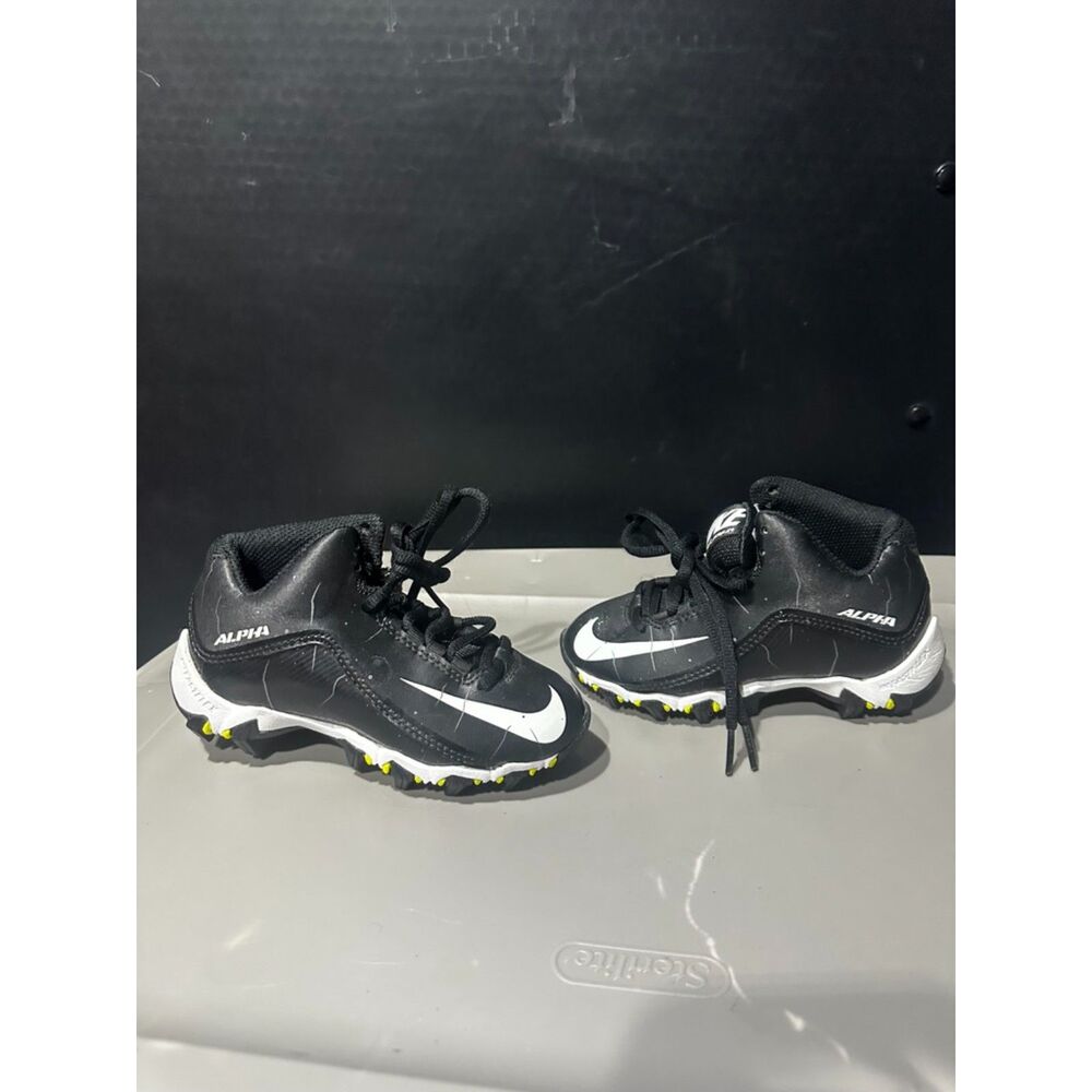 Nike Alpha Black/White Baseball Cleats Size 10c